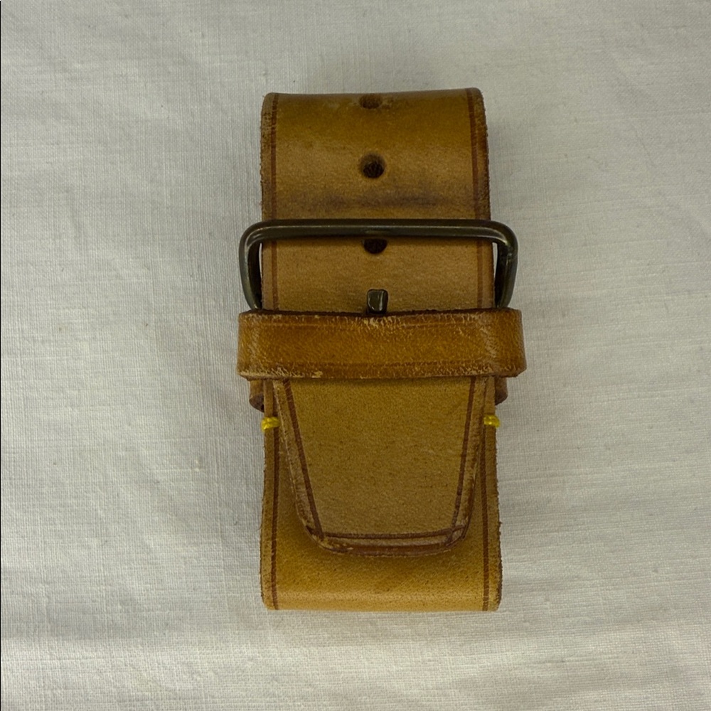 Vintage Louis Vuitton Luggage Tag and Poignet in Vachetta Leather (04E) - Picture 6 of 7